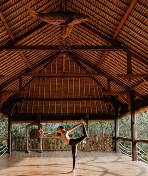 Yoga in Uluwatu | YOGI TIMES